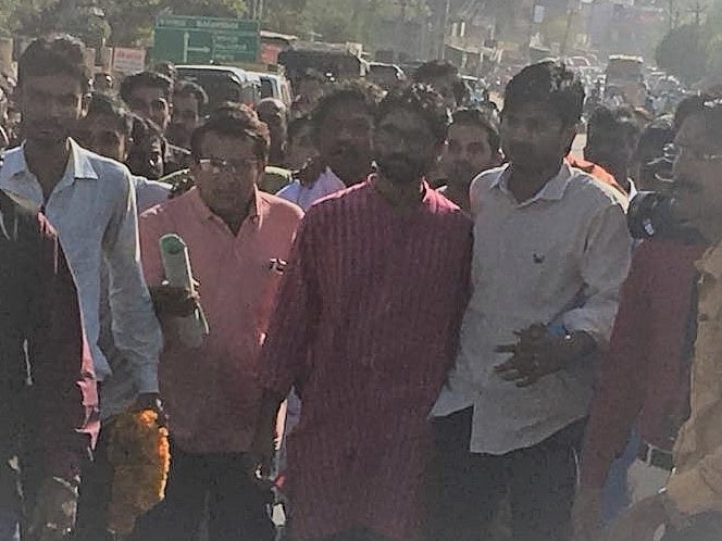 गुजरात के चुनावी समर में उतरे जिग्नेश : ‘वडगाम से उम्मीदवार, लेकिन लक्ष्य वडनगर के पीएम की हार’