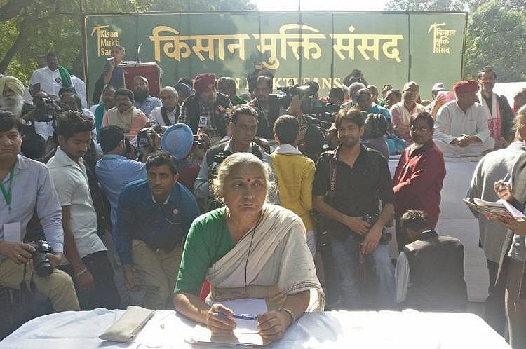 किसान मुक्ति संसद का ऐलान : कर्ज में डूबे किसान की कुर्की और बदनामी नहीं मंजूर
