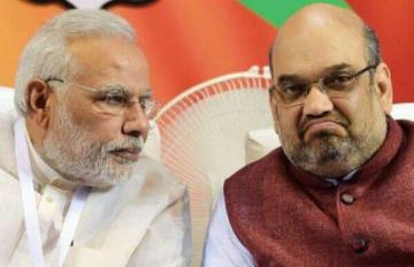 महज ढाई महीने में बीजेपी के हाथ से निकल गईं गुजरात की 53 सीटें
