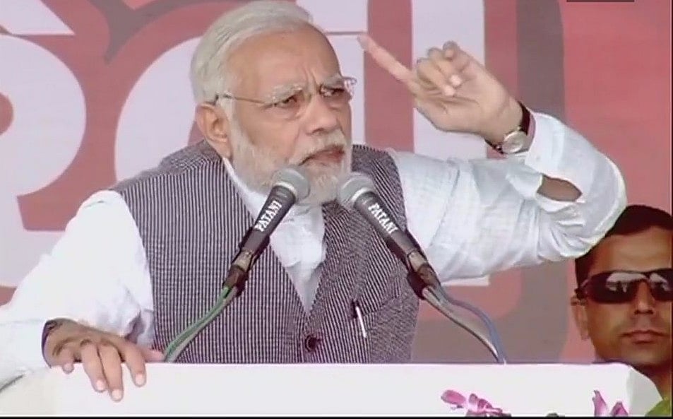 पालनपुर में प्रधानमंत्री ने लांघी सीमाएं, गुजरात चुनाव को पाकिस्तान से जोड़ा