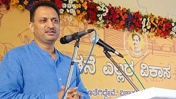 जफर आगा का लेख: धर्म, जाति और धर्मनिरपेक्षता पर केंद्रीय मंत्री हेगड़े के  विचार ‘विकृत’ हैं 