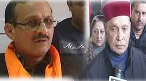 हिमाचल चुनाव : सीएम उम्मीदवार प्रेम कुमार धूमल और बीजेपी प्रदेश अध्यक्ष हारे