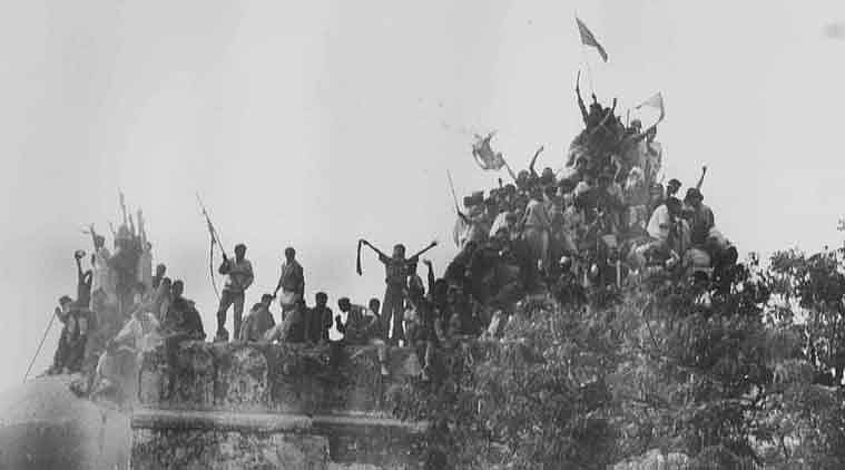 बाबरी की 25वीं बरसी: मुसलमानों की पहचान का प्रतीक बन गई थी एक उजाड़ मस्जिद
