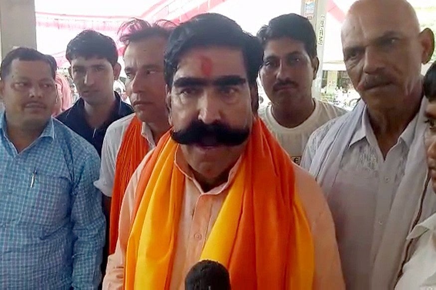 जेएनयू में कंडोम की संख्या गिनने वाले बीजेपी विधायक ने फिर दिया विवादित बयान, कहा, गौ-तस्करी करोगे तो  मरोगे 