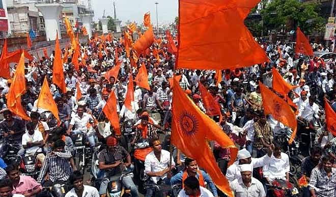 बाबरी की 25वीं बरसी : संघ का हिंदुत्व बनाम असली भारत का विचार