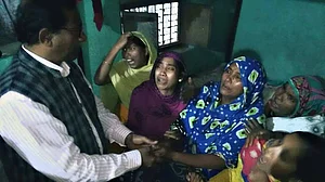 राजस्थान में लव जिहाद के नाम पर अफराजुल की हत्या के बाद मातम पसरा है मालदा के उनके घर पर