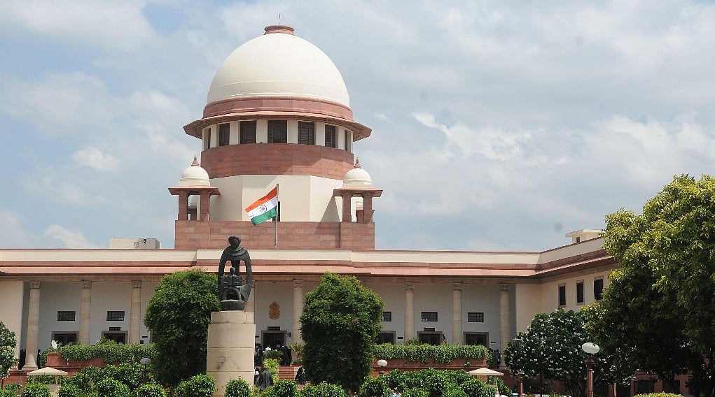 क्या आधार को हरी झंडी देना सुप्रीम कोर्ट का सही कदम है?