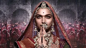 ‘पद्मावत’ के विरोध में वसुंधरा सरकार लड़ेगी कानूनी लड़ाई, फिल्म निर्माता का केस लड़ने वाले वकील को मिली धमकी