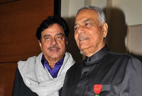 मुंबई में ‘रामायण’ पर चला बुलडोजर तो शत्रुघ्न सिन्हा ने साधा बीजेपी पर निशाना