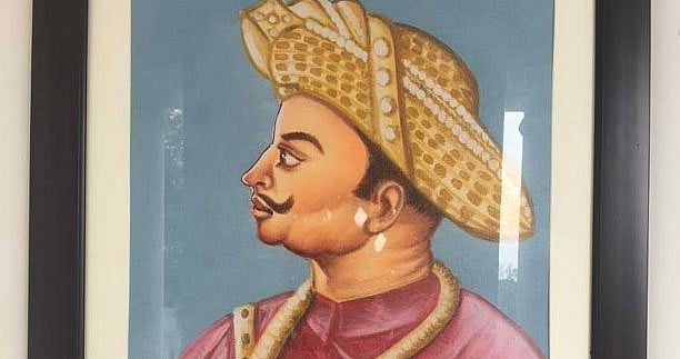 दिल्ली विधानसभा में टीपू की तस्वीर देख बीजेपी तिलमिलाई, स्पीकर ने दिलाया याद, संविधान में भी लगी है तस्वीर 