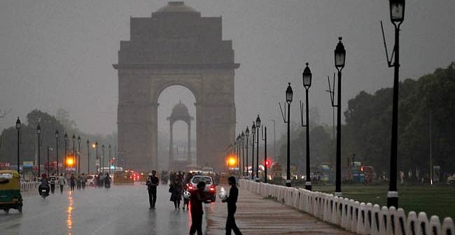 आखिर क्यों लगती है दिल्ली की सर्दी में गर्मी, ऐसे में बारिश आ जाए तो...