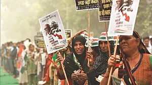 गणतंत्र दिवस विशेषः क्या वास्तव में हम एक जिंदा क़ौम हैं? हमें आता ही नहीं किसी बात पर गुस्सा!