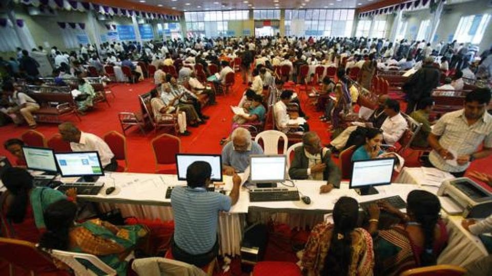 बजट 2018: चाहे भी तो  पूरी नहीं कर सकती मोदी सरकार आपकी  उम्मीदें... 