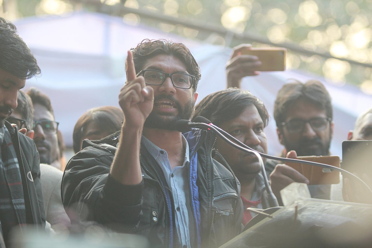 दिल्ली पुलिस की इजाजत के बिना हुई युवा हुंकार रैली, जिग्नेश ने कहा, हमारा संविधान में भरोसा