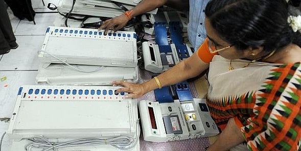 राजस्थान और पश्चिम बंगाल में मतदान जारी: और इस वक्त की दूसरी बड़ी खबरें, देखें वीडियो