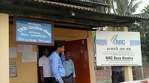असम में सांप्रदायिक राजनीति का खेल, एनआरसी में सासंद बदरुद्दीन समेत 1.4 करोड़ लोगों के नाम गायब