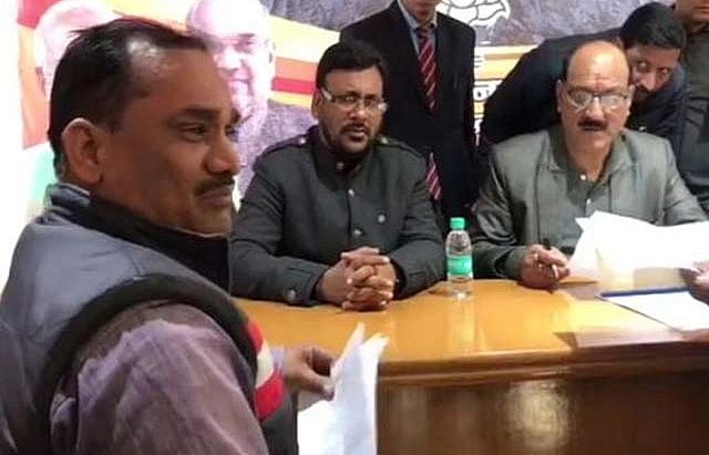 उत्तराखंडः मंत्री के सामने जहर खाने वाले व्यापारी की मौत, जीएसटी-नोटबंदी से था परेशान