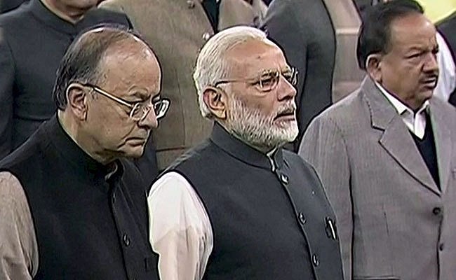 उपचुनाव नतीजे: मोदी की कहानी खत्म, लेकिन...