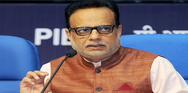 वैश्विक वजहों से शेयर बाजार में गिरावट: हसमुख अधिया