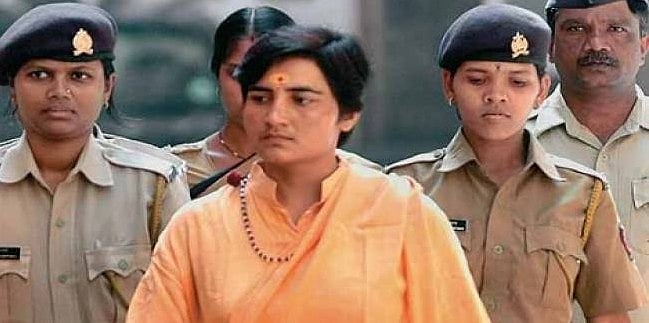  बढ़ती जनसंख्या के बीच साध्वी प्रज्ञा की हिंदुओं से अपील, देश के लिए ज्यादा बच्चे पैदा करें, हम पाल लेंगे
