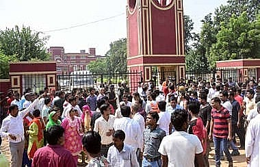 गुड़गांव स्कूल हत्याकांड:  नाबालिग छात्र ने खून के धब्बे और उंंगलियों के निशान मिटाने के लिए किया था ‘गूगल सर्च’
