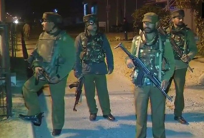 सुंजवान आतंकी हमलाः 4 आतंकी ढेर, सेना का अभियान जारी