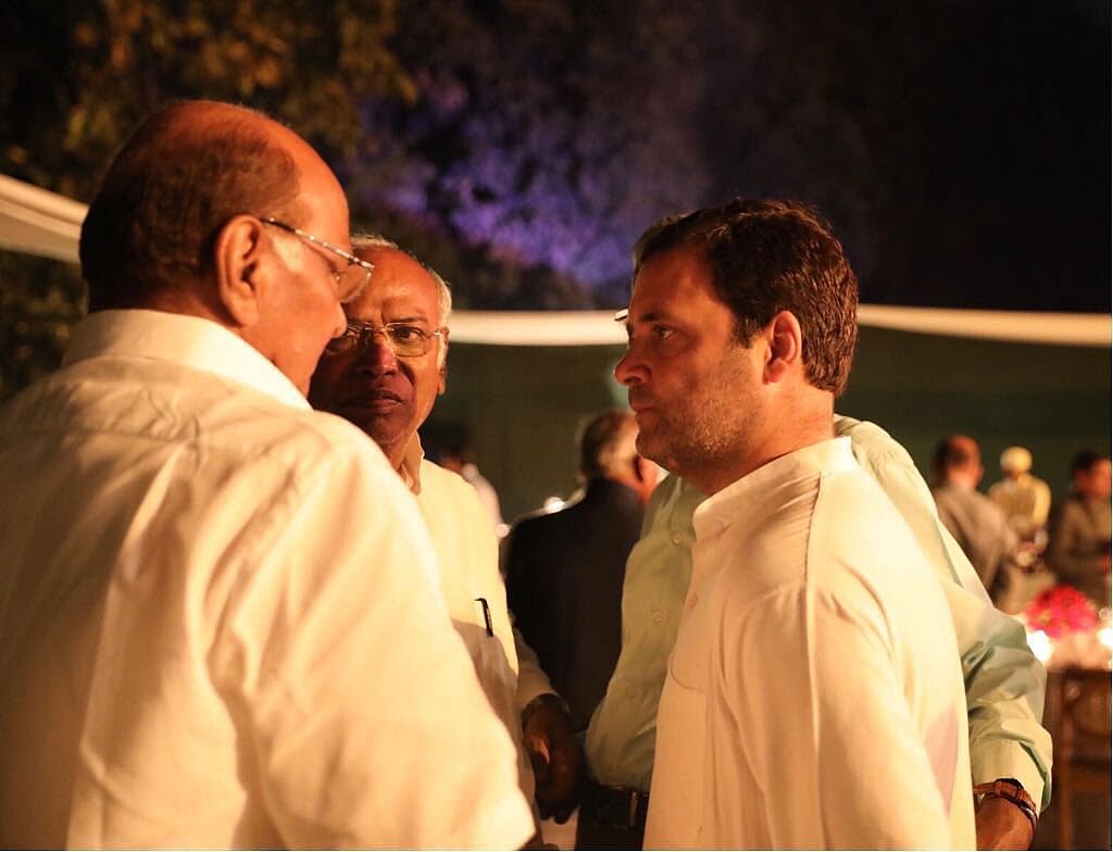 सोनिया गांधी के घर डिनर खत्म: शरद पवार और तेजस्वी ने इसे बड़ी पहल बताया, कांग्रेस ने कहा सियासी चश्मे से न देखें इसे