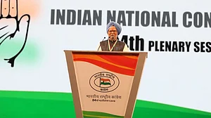 वीडियो: मनमोहन सिंह ने कहा, जुमलों की सरकार है बीजेपी, देश की अर्थव्यवस्था को बिगाड़ा