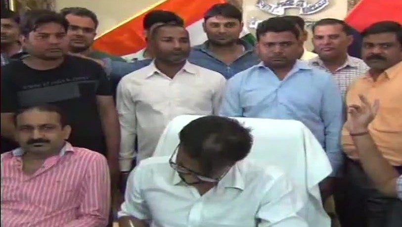 अब यूपी में सामने आया बीजेपी के योगी राज का ‘व्यापम’, 600 अयोग्य छात्र फर्जी तरीके से बने डॉक्टर