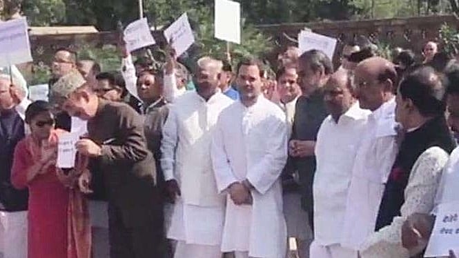 फोटो सोशल मीडिया
