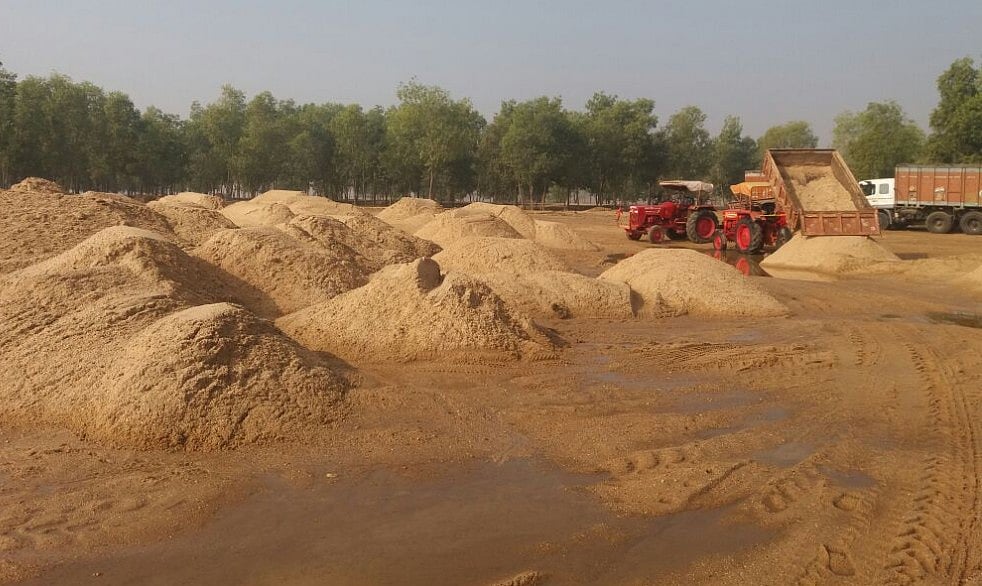 मध्य  प्रदेश के शिव‘राज’ में इंसान की जान ‘रेत’ से भी सस्ती