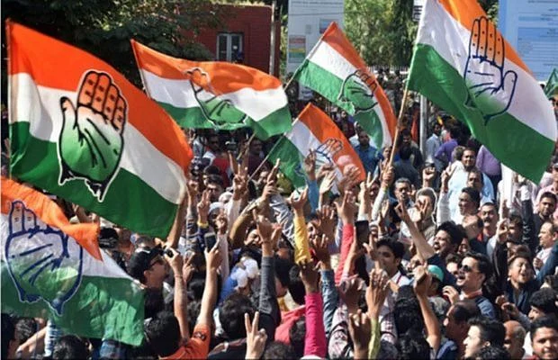 हिमाचल में कांग्रेस की प्रचंड जीत, BJP के 8 मंत्री हारे, इन सीटों पर तीसरे नंबर पर रही पार्टी