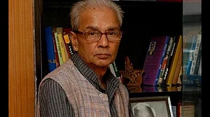 नहीं रहे प्रसिद्ध साहित्यकार केदारनाथ सिंह, दिल्ली के एम्स में निधन