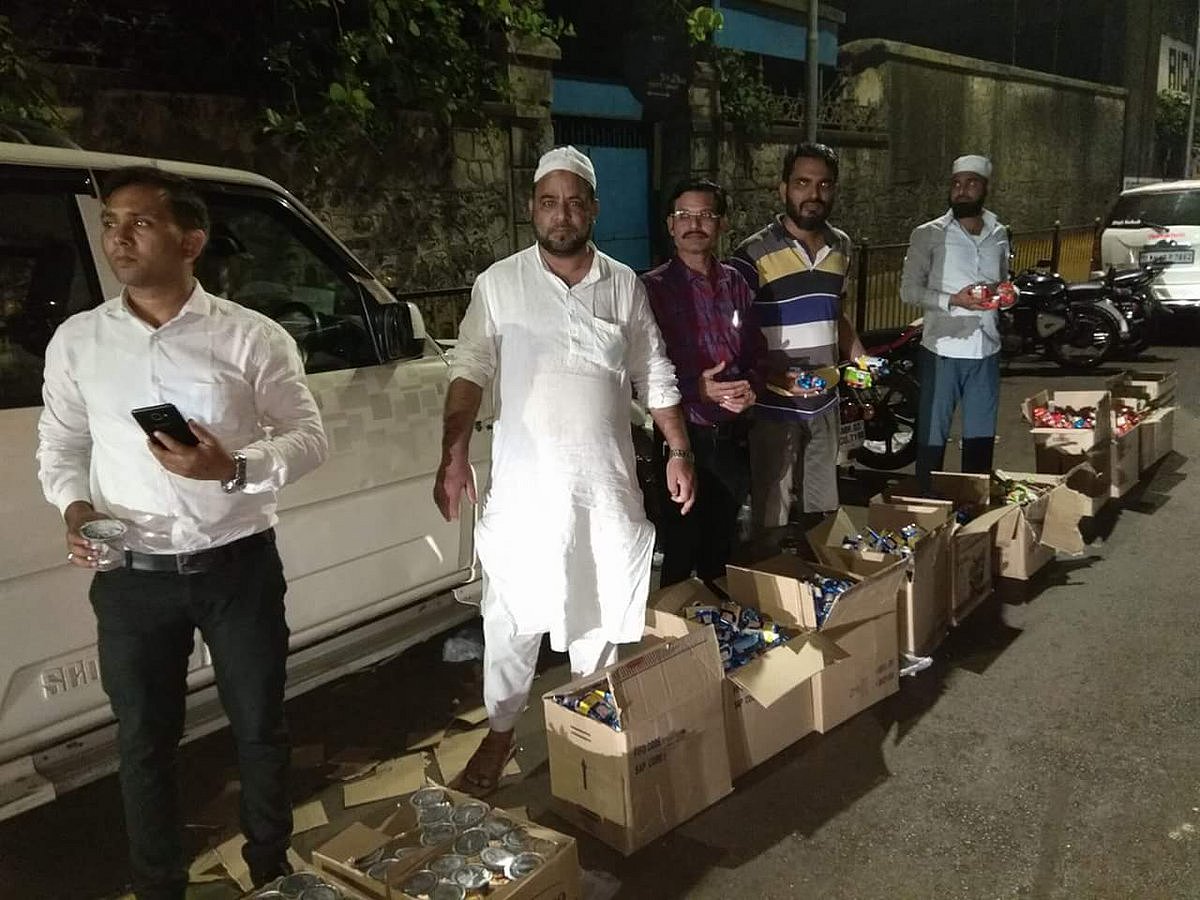 महाराष्ट्र किसान आंदोलन: तस्वीरों में देखें सड़कों पर उतरे अन्नदाता का हाल