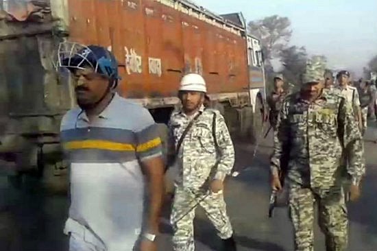 बिहार के नवादा में भी भड़की सांप्रदायिक हिंसा की आग, तेजस्वी यादव ने आरएसएस प्रमुख पर लगाया बड़ा आरोप