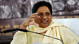 बीजेपी और मोदी सरकार का चाल, चरित्र और चेहरा पाखंडी : मायावती