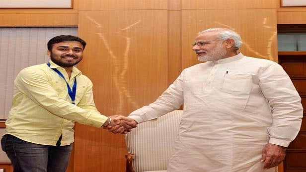 फोटो : अभिषेक मिश्रा के फेसबुक पेज से