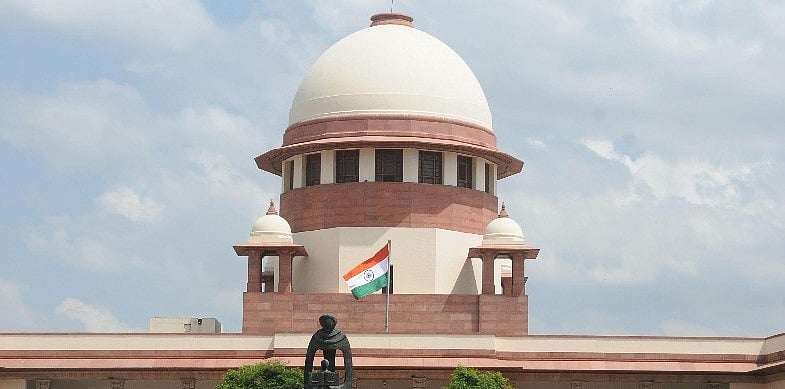 एससी/एसटी एक्ट  : सुप्रीम कोर्ट की नजर में क्या है झूठ और सरकार क्यों कह रही है कि वह नहीं है पार्टी?