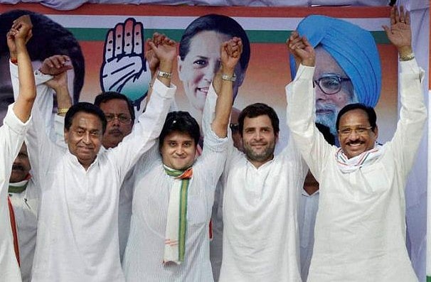 मध्यप्रदेश: ‘कमल-ज्योति’ की आभा में कांग्रेस की रणनीतिक घेरेबंदी से कसमसाया विपक्ष