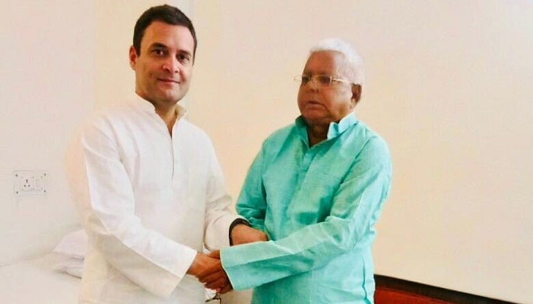दिल्ली: एम्स में लालू यादव से मिले राहुल गांधी, जाना हाल, जल्द स्‍वस्‍थ होने की कामना की