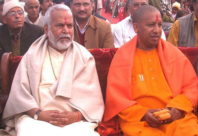 उन्नाव रेप के आरोपी बीजेपी विधायक पर कार्रवाई के बजाय चिन्मयानंद का बलात्कार केस वापस ले रही है योगी सरकार