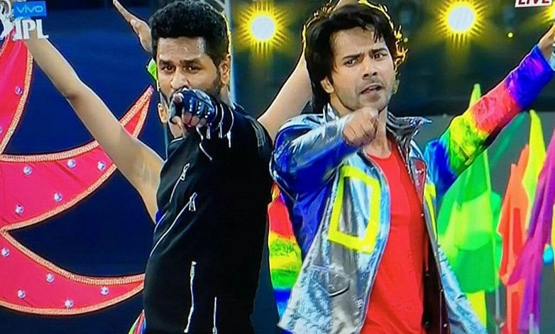 आईपीएल सीजन 11: बॉलीवुड सितारों की चमक के साथ मुंबई में हुआ शानदार  आगाज 