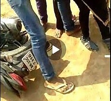 बिहार: हिरासत में लिए गए जहानाबाद में नाबालिग से छेड़छाड़ के दो आरोपी, तेजस्वी ने कहा, घटना से  मैं निशब्द