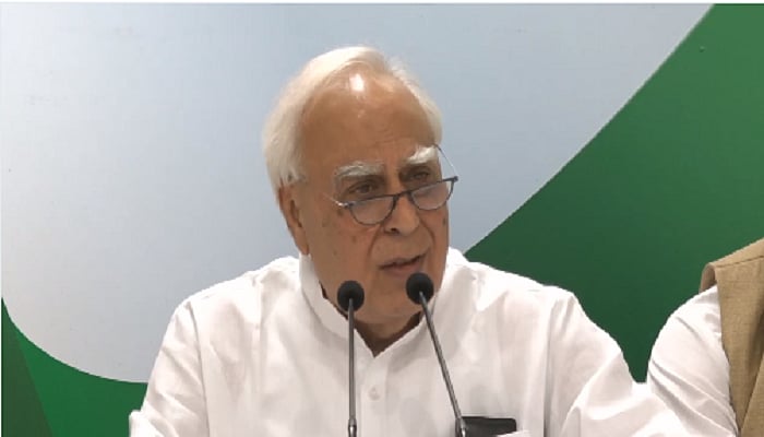 LIVE : कांग्रेस का आरोप, महाभियोग प्रस्ताव जल्दबाजी में खारिज करना अवैध
