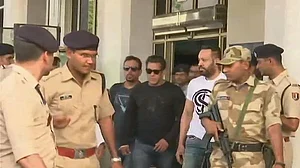 काला हिरण शिकार केस में फैसला आज, बहनों के साथ जोधपुर पहुंचे सलमान खान