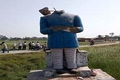 जयंती से ठीक पहले बाबा साहेब की प्रतिमा खंडित, तनाव की आशंका में मेरठ में इंटरनेट बंद