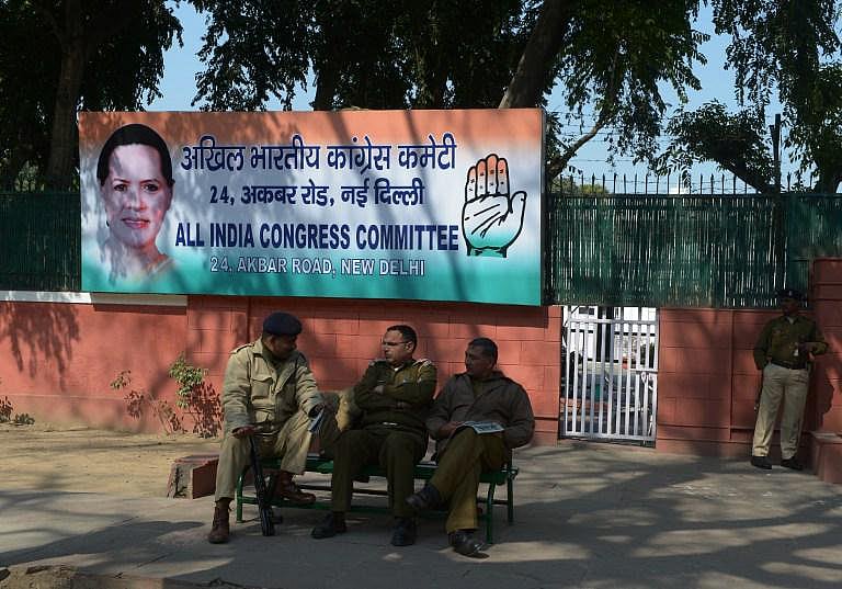 कांग्रेस को मुस्लिम पार्टी बताने के पीछे काम कर रही है गोडसे की सोच