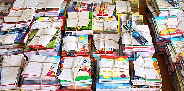 वक्त-बेवक्तः स्कूली किताबों में बदलाव पर बहस को फिर से जिंदा करने की जरूरत