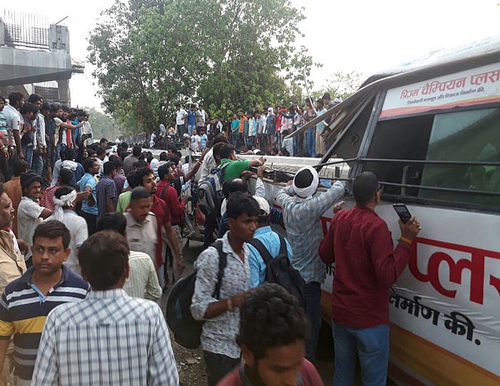 वाराणसी हादसा LIVE: सभी निर्माणाधीन पुलों की होगी समीक्षा