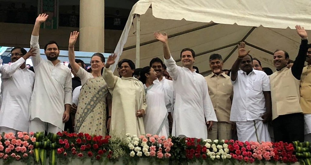 क्या  2019 की राजनीतिक पटकथा का सूत्रधार है कर्नाटक? 